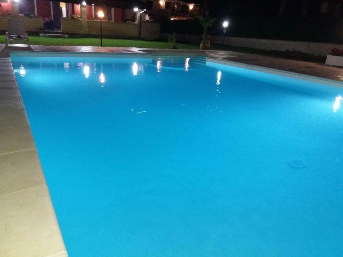 Villa Stefy Apartments Avola Eksteriør bilde